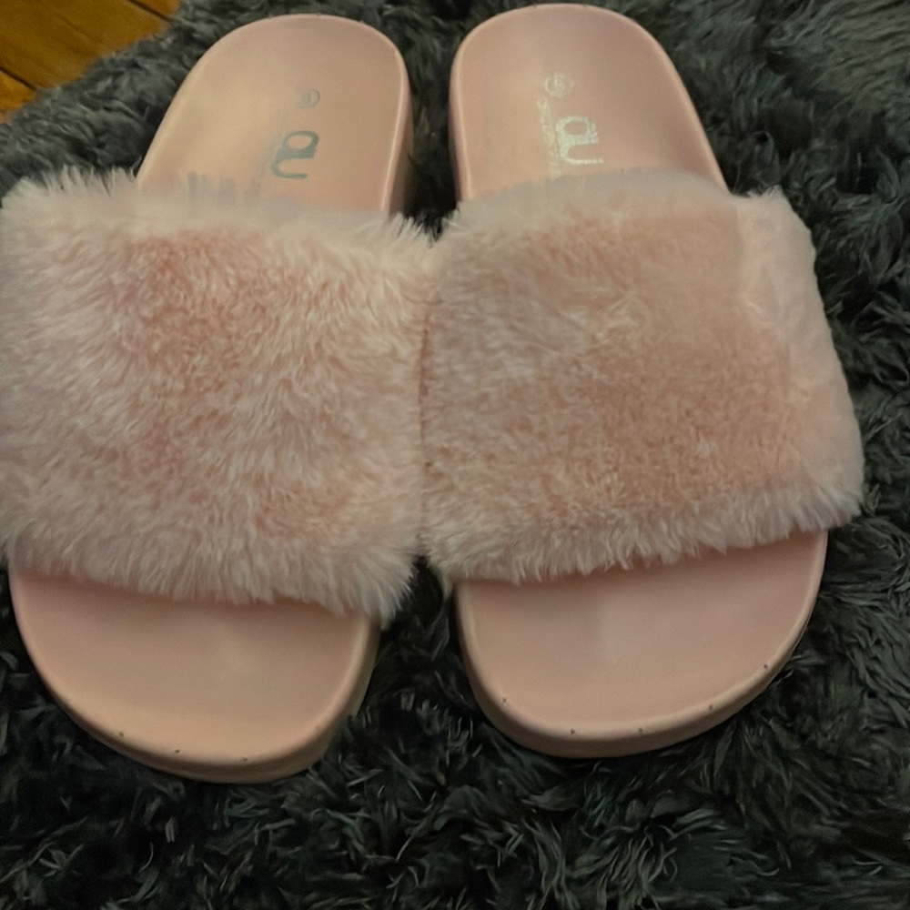 Fuzzy slides